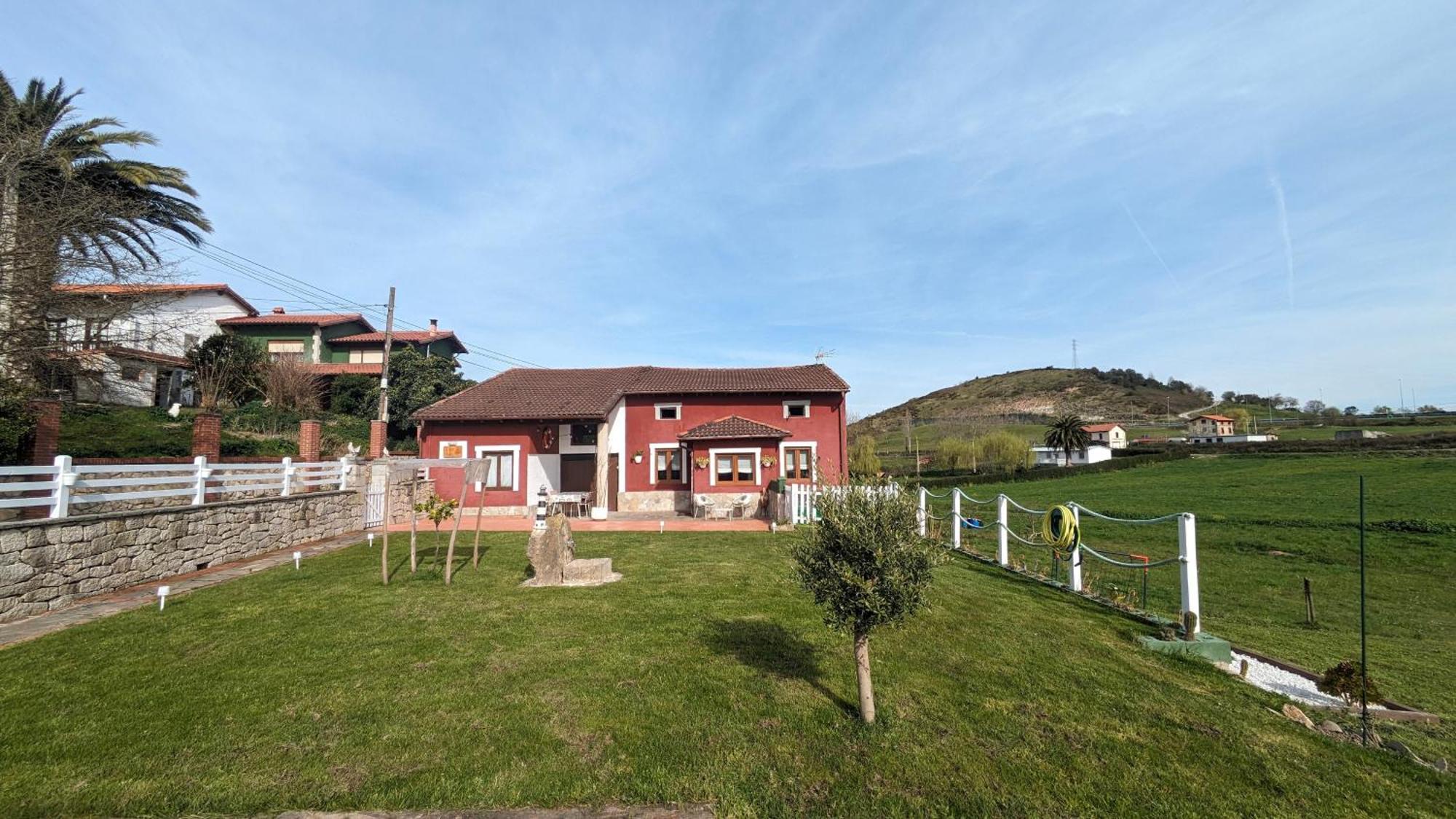 La Casuca Del Monje, San Vicente De La Barquera * La Acebosa